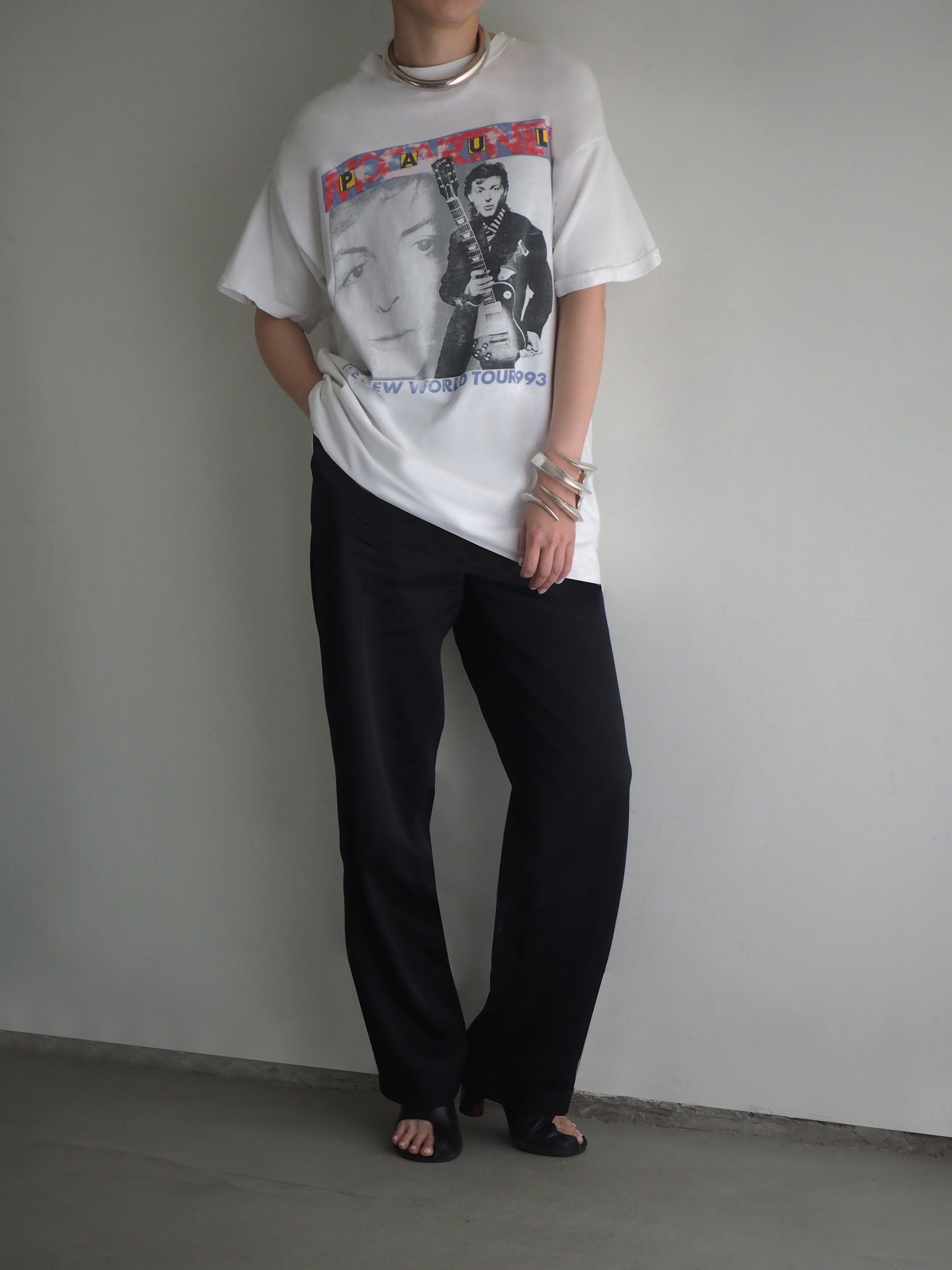 1993s Paul McCartney, unisex The New World Tour T-shirt_8