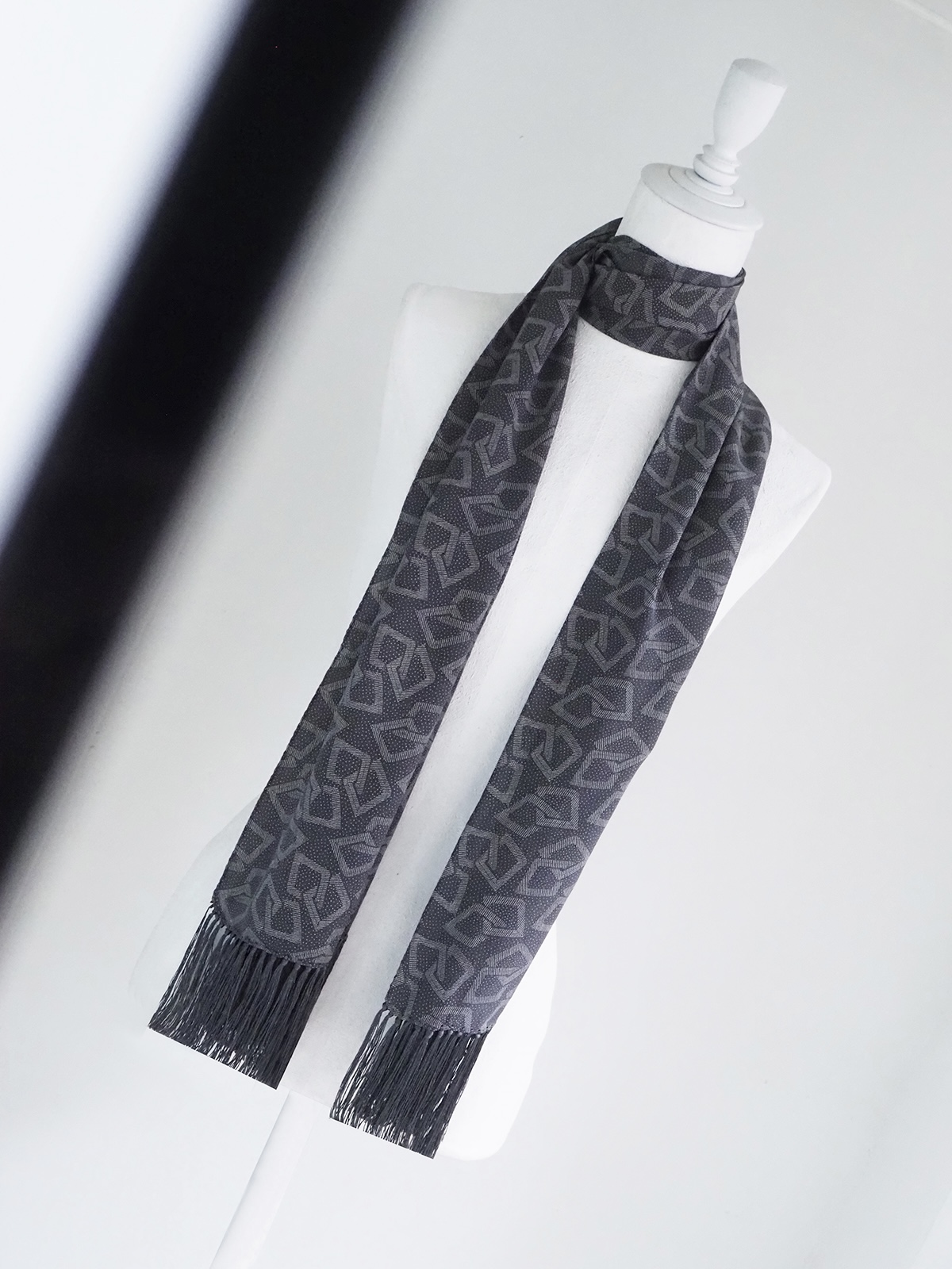1990s Giorgio Armani_9