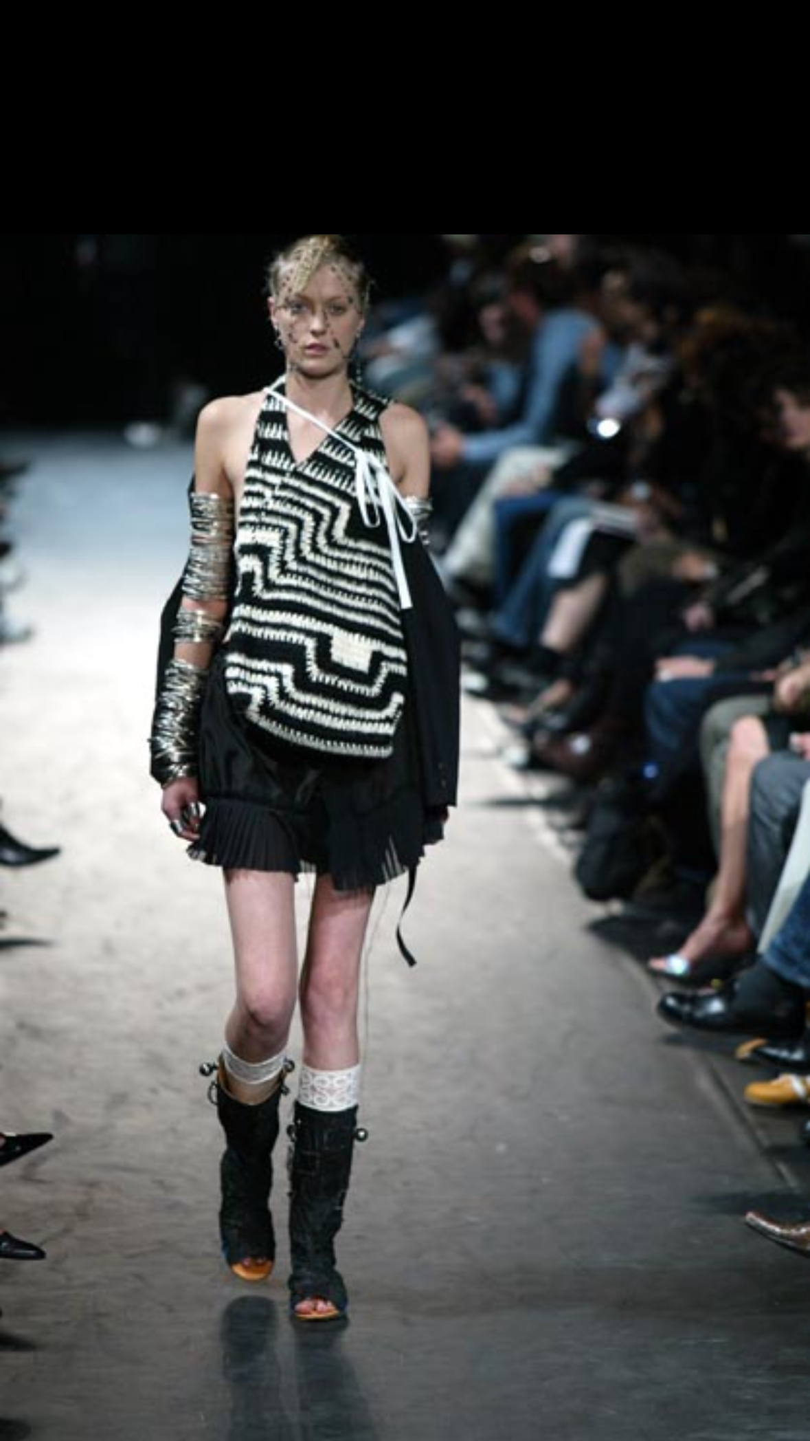 Spring Summer 2003 UNDERCOVER_11