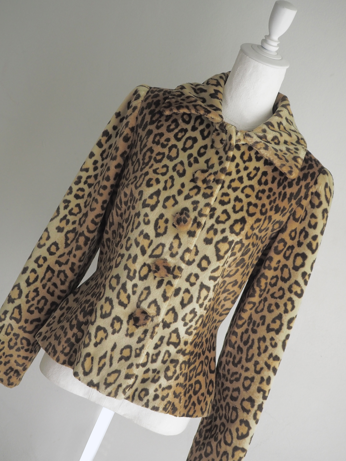 1980s Fifi Chachnil_7