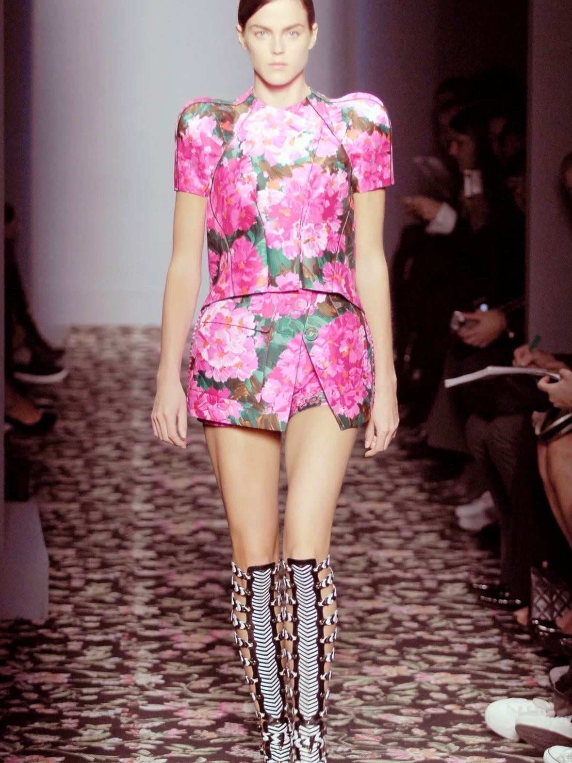 Spring Summer 2008 Balenciaga by Nicolas Ghesquière _10